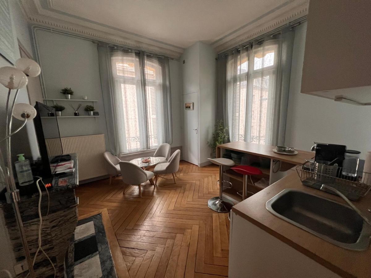 4 People+Free Street Parking+Cosy Centre Ville Apartment Rouen Exterior foto